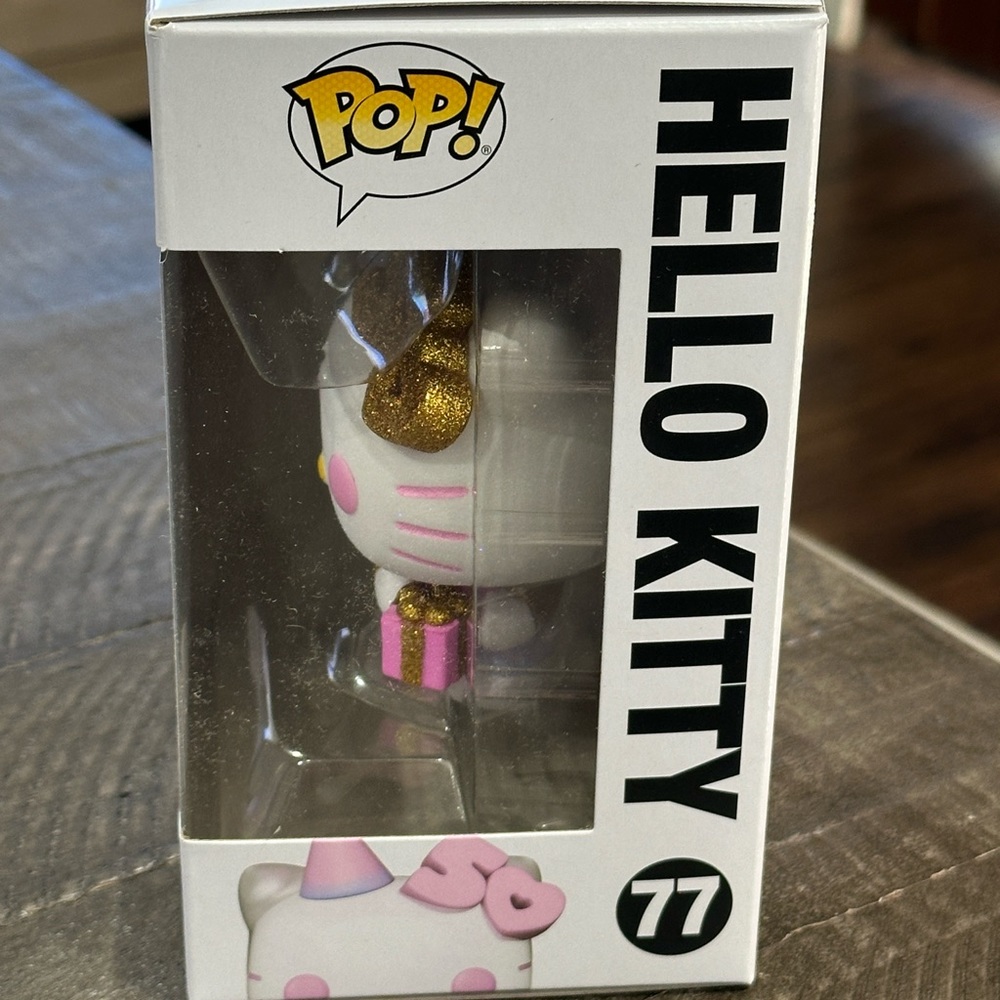 NIB Hello Kitty Glitter Edition- Exclusive - Picture 7 of 10